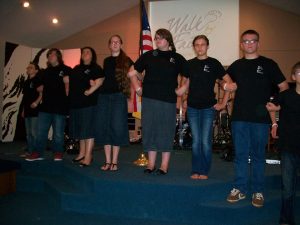 922863_385611844888313_13406627_n