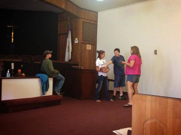 996856_236321089851171_1108846771_n